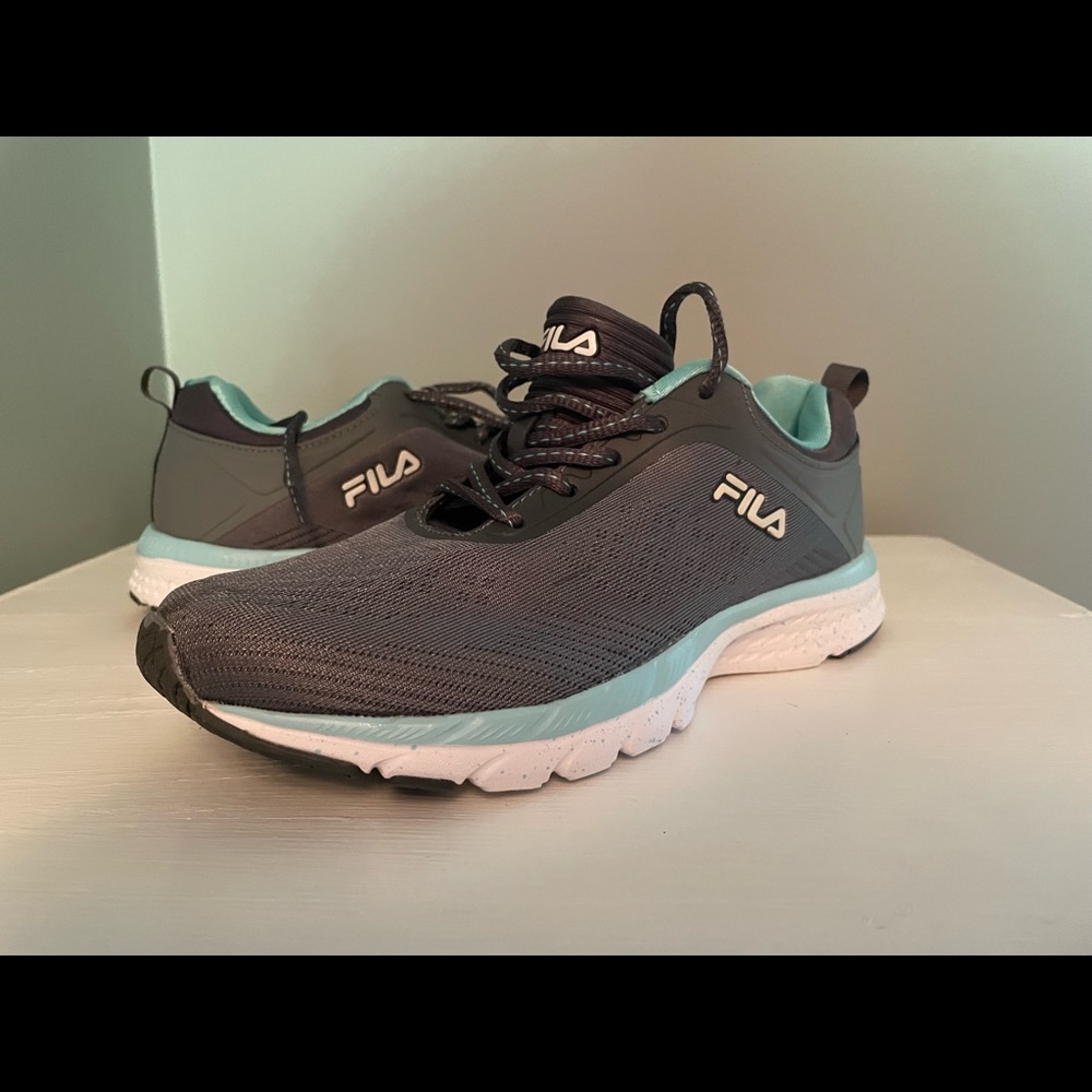 Women’s Fila memory foam
